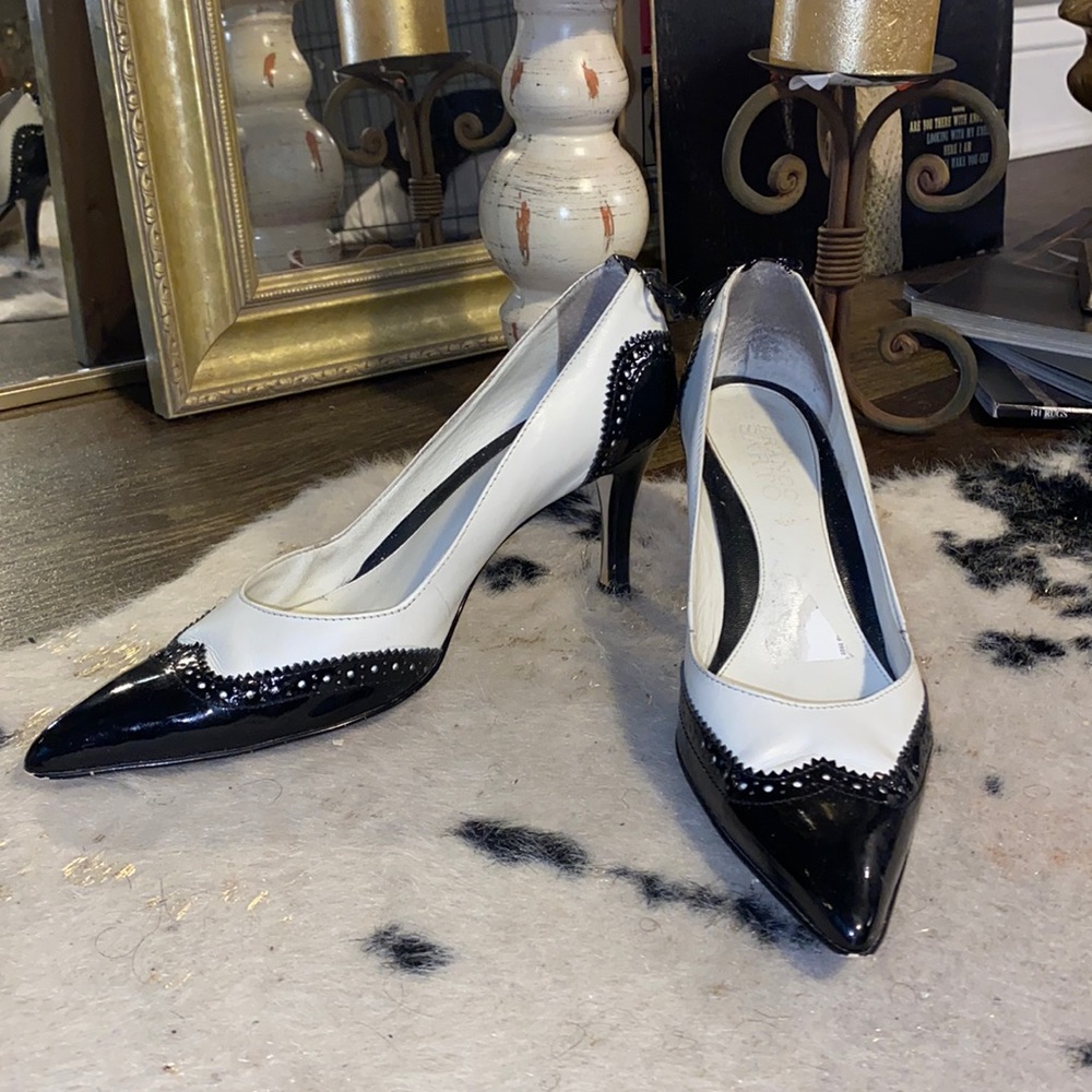 Franco Sarto White & Blacks Pumps